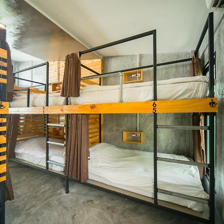 Chillhub Hostel Phuket Bang Tao Beach  Exterior photo